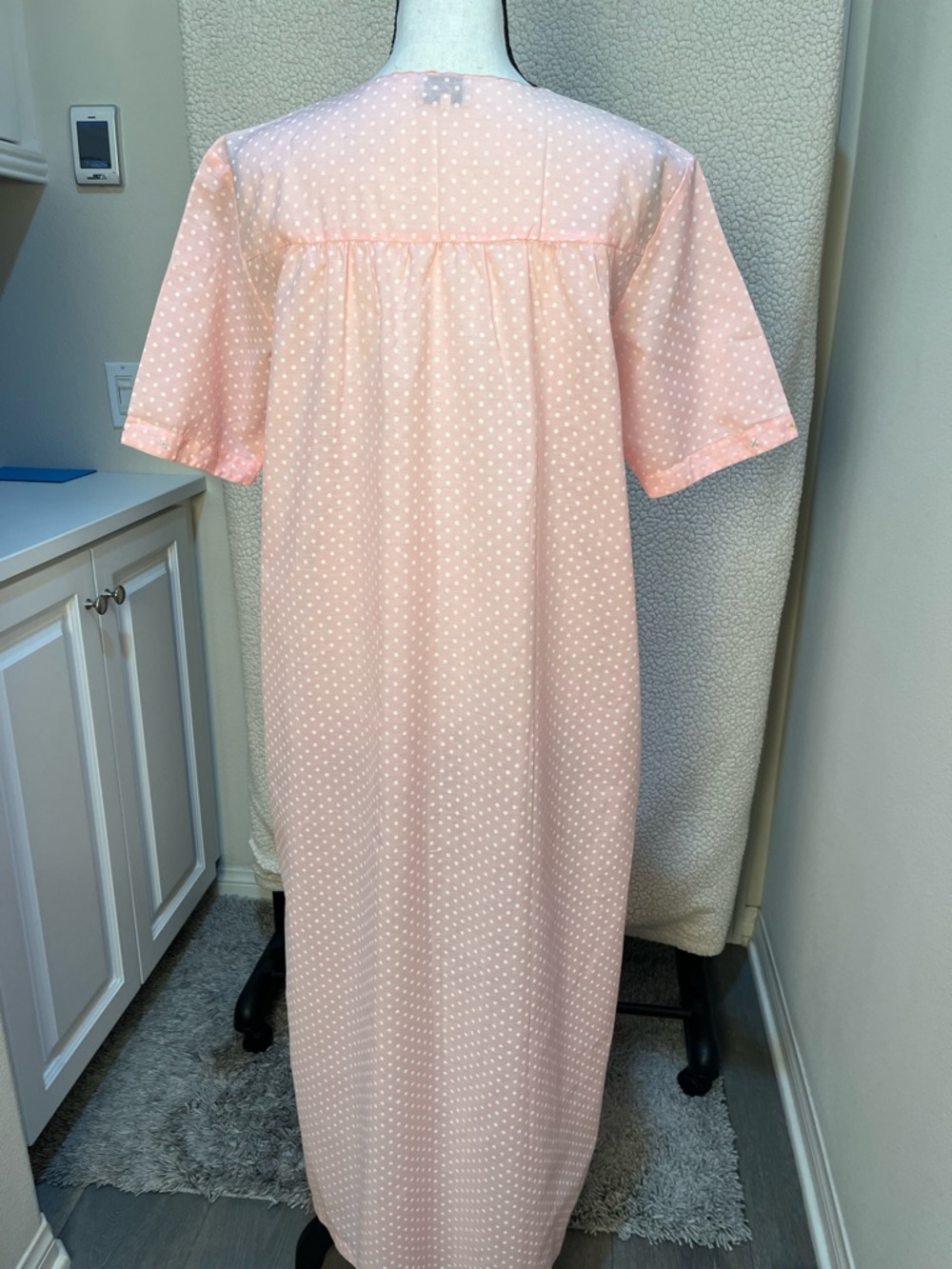 Elegant Long Peignoir Robe – Feminine & Luxurious ✨ - Picture 3 of 14